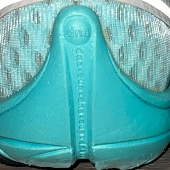 BROOKS WOMEN'S PURE CONNECT RUNNING SHOES SIZE 7.5 - Picture 11 of 16